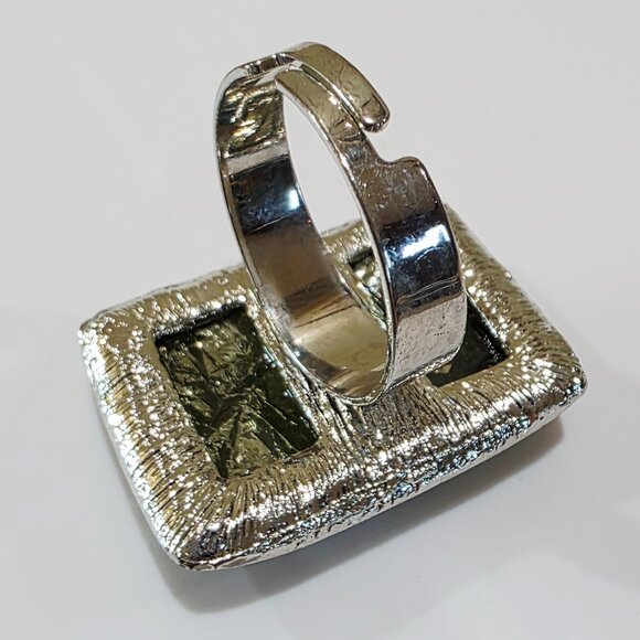 Vintage Green Foil Faceted Acrylic Stone Silver Plate Rectangle Adjustable Ring - Picture 6 of 11